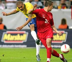 Alves in het Braziliaanse elftal