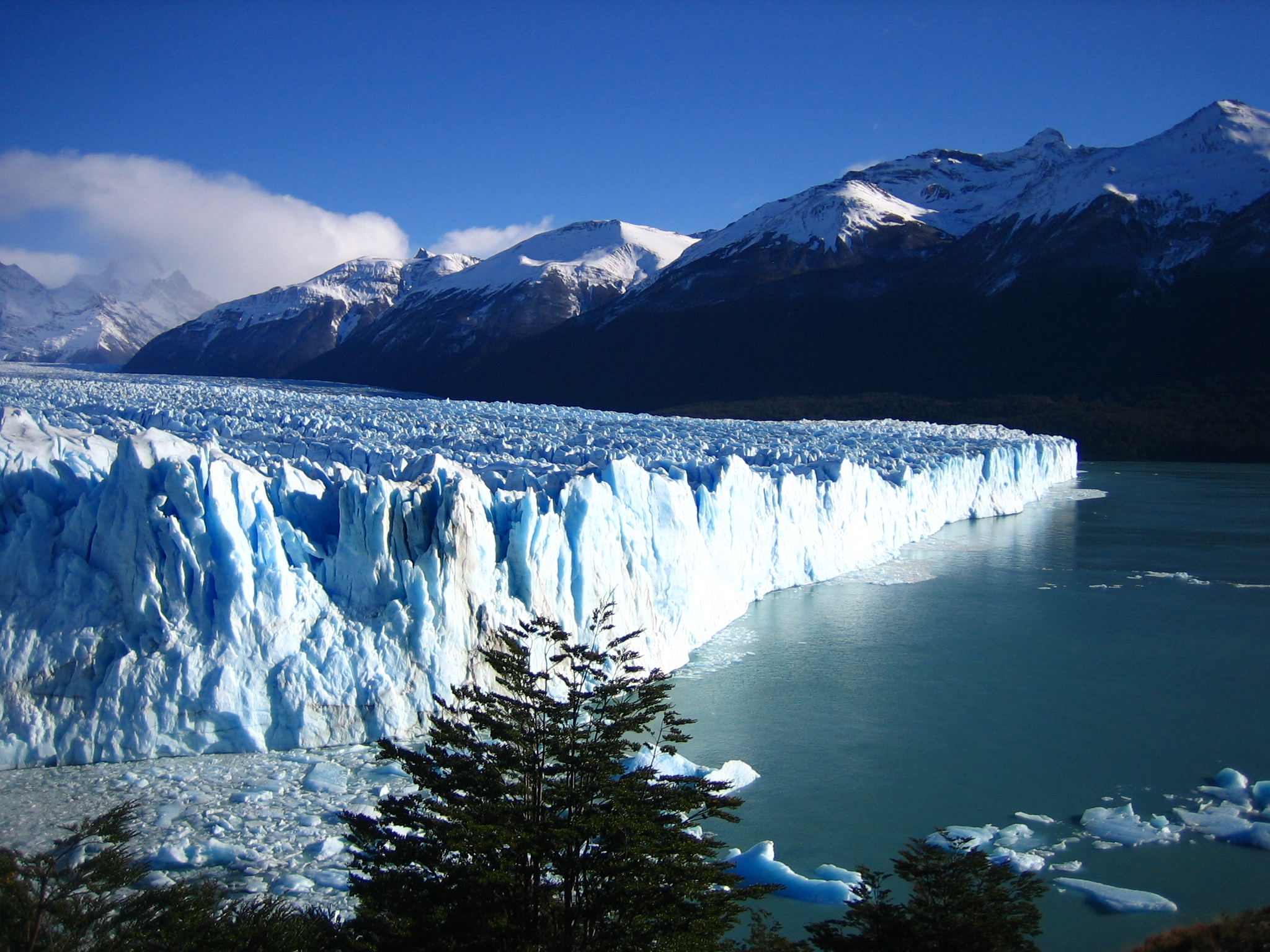Pierwszy widok, jaki oferuje Lodowiec Perito Moreno