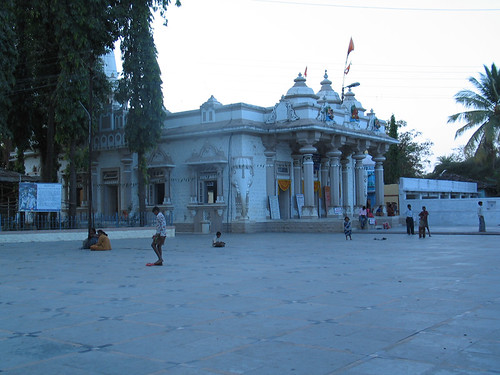 Bhagavan Nityananda Temple at Ganeshpuri