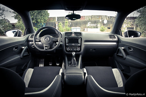 Volkswagen Scirocco R Interior
