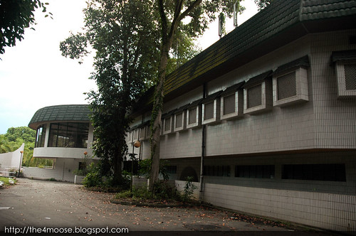Changi - Abandoned Swimming Club