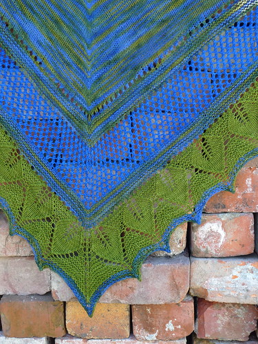 Morlynn shawl