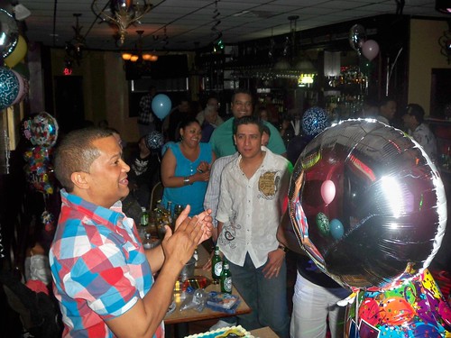 Noche de Karaoke en El Bachatipico Restaurant 05-09-10 153