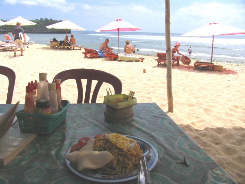 Mie goreng for lunch at Wayan's warung, Balangan beach