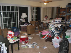 img messy living room