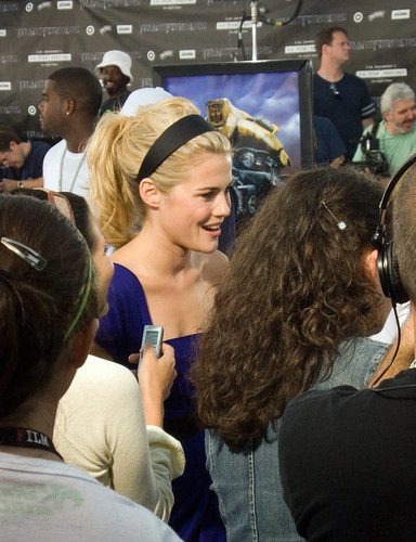 Rachael Taylor at the Transformers Premiere by Candid Photos