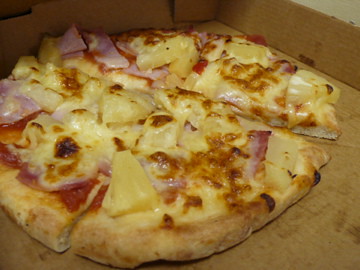 An Hawaiian Pizza
