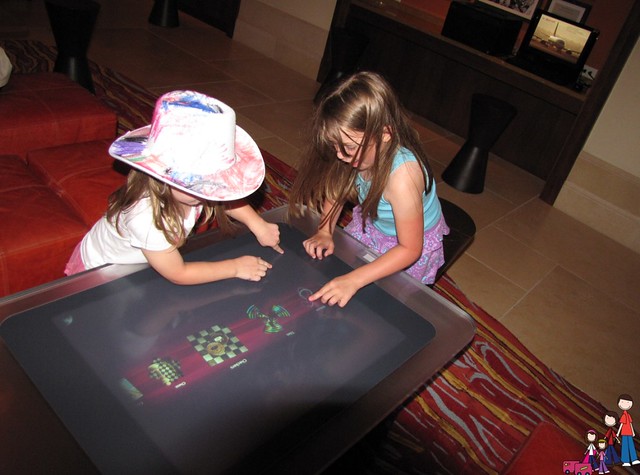 Touchscreen game tables