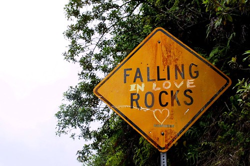 FALLING (in love) ROCKS. (Explore)