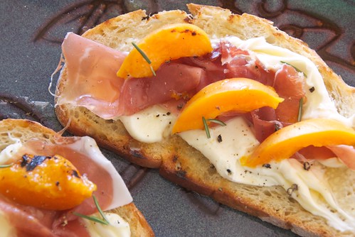 Grilled Apricot, Mascarpone, and Prosciutto Toasts