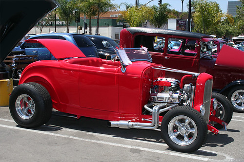1932 Ford hiboy red svr