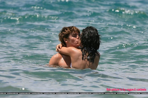 Zac and Vanessa 2. Kissing in