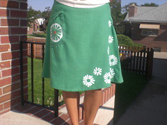 green daisy skirt