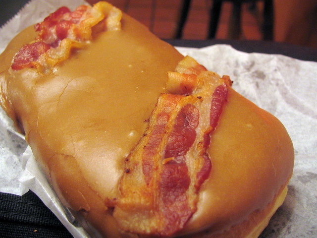 Maple Bacon Voodoo Doughnut (365:167)