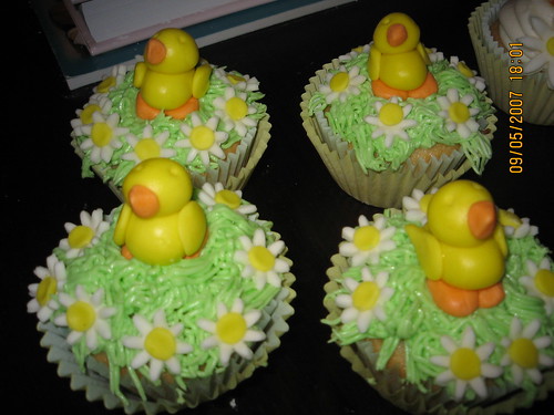 Duckie cupcakes