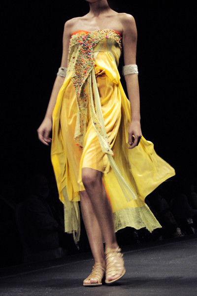 fashionarchitect.net_Ioannis_Guia_SS2011_AXDW_1