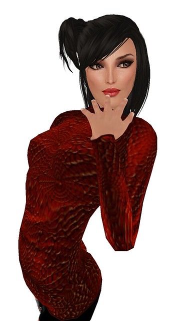 AVENUE Anniversary Hunt - Designing Nicky Ree Web Sweater Red