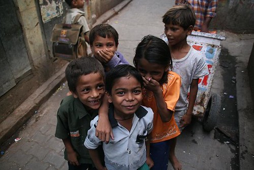 Les enfants d'un quartier de Varanasi