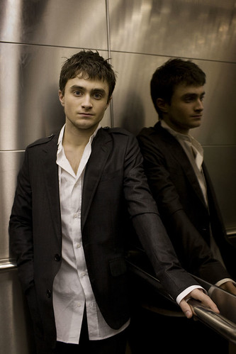 Daniel Radcliffe con camisa formal