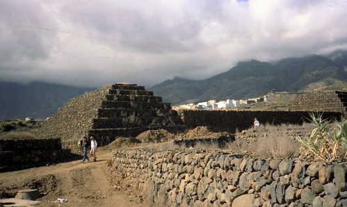 Pirámides de Güímar - Tenerife by stafunskydesign.