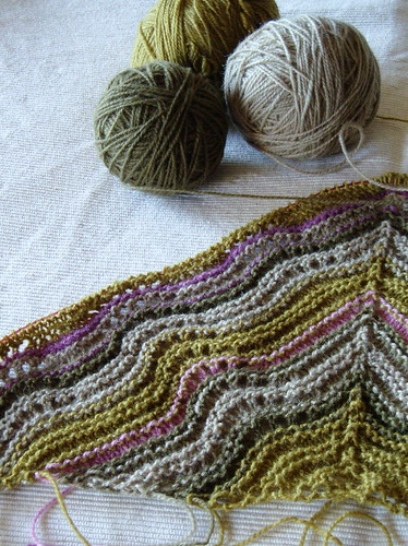 feather and fan comfort shawl