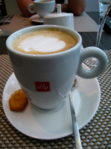 Illy Coffee Latte @ Pamplemousse
