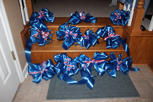 Mailbox bows