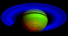 Mapa infrarrojo de Saturno