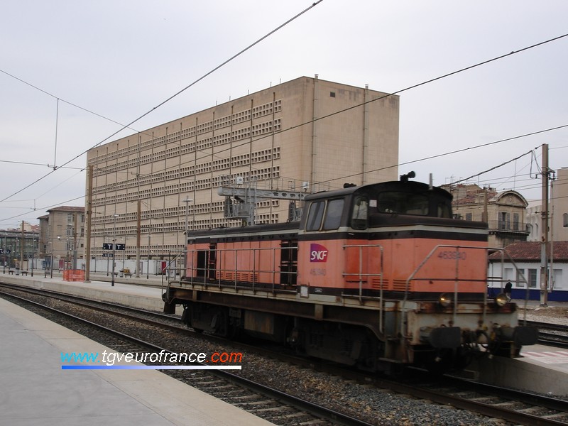 Une locomotive de manœuvre BB63500 SNCF en gare Saint-Charles