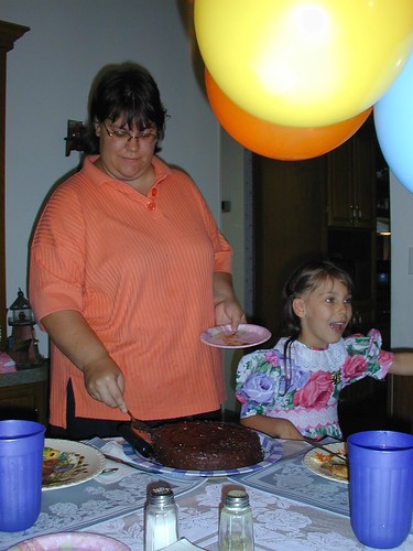 Mommy Cuts the Cake