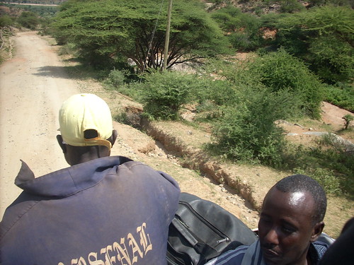 Восток Африки - от Аддис Абебы до Килиманджаро, по пустыне на крыше грузовика