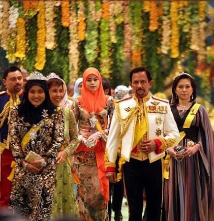 Brunei isteri sultan Sultan Brunei