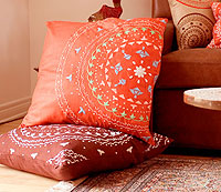 Om Home - embroydered pillows