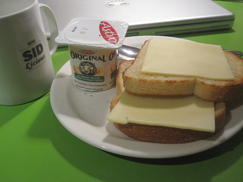 cheese on toast, yogurt, milk from bistro breakfast bar - free