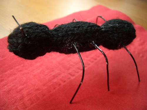 Knit Ant