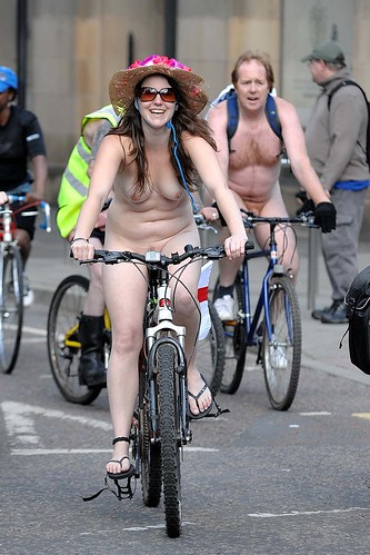  : ride, world, nikon, 2010, nude, manchester, naked, bike, 70200vr, d3