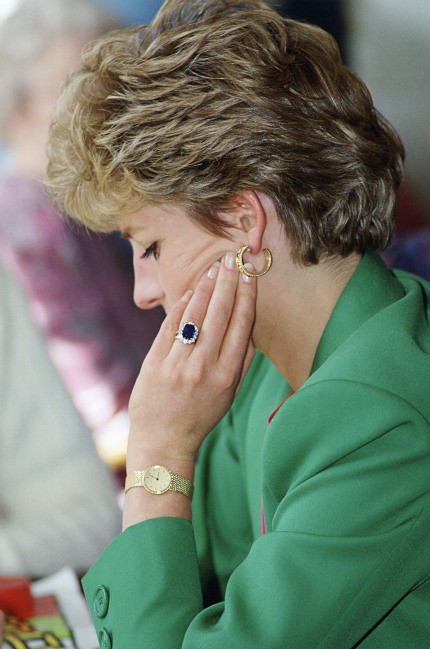 engagement ring lady di Diana