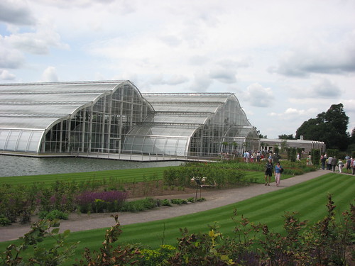 new glass house at rhs wisley