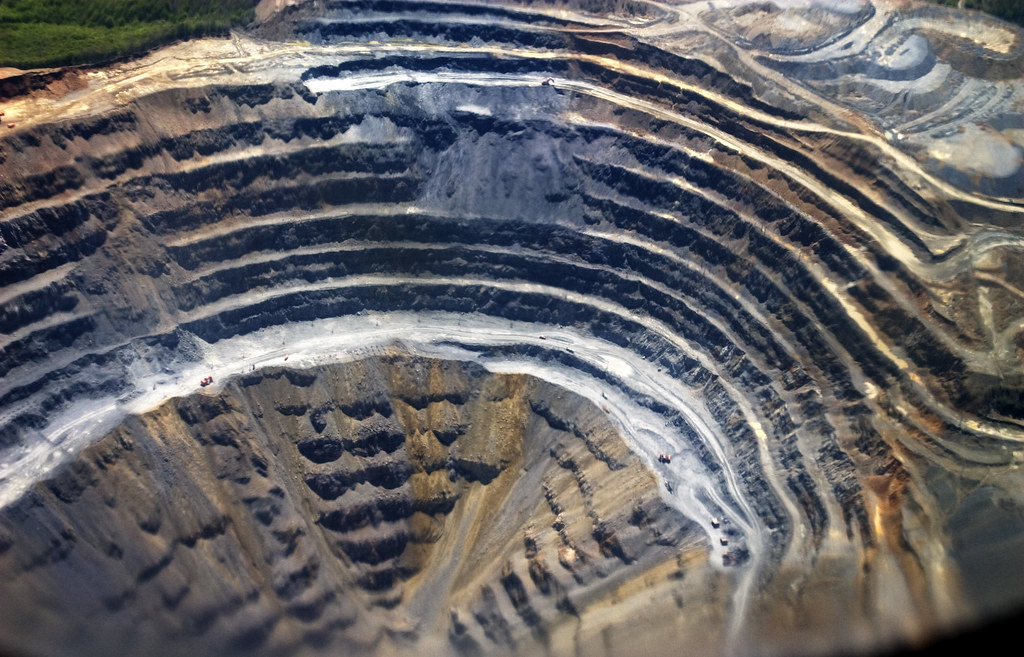 : Elatsite copper & gold mine