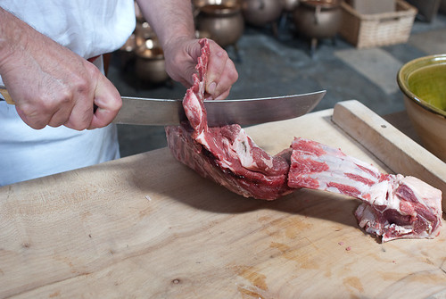 preparing the neck of mutton