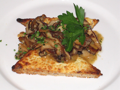 Goat Cheese Croutons 
with Mushrooms in Madeira Cream