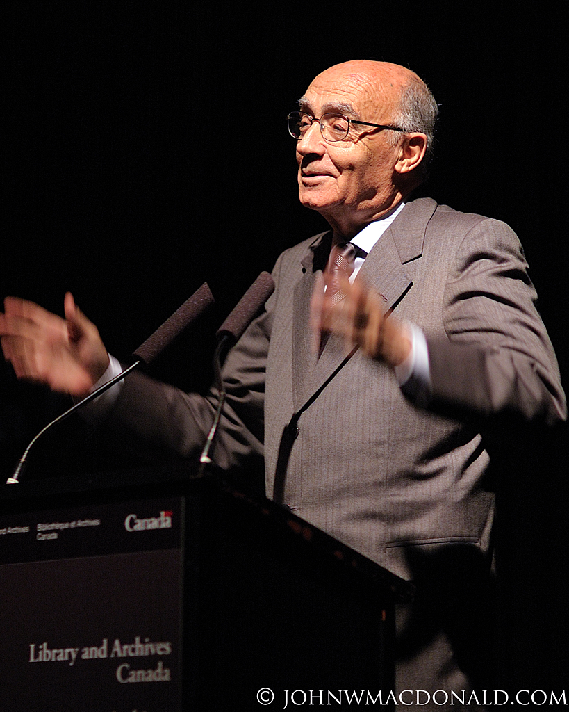 José Saramago 1922 – 2010