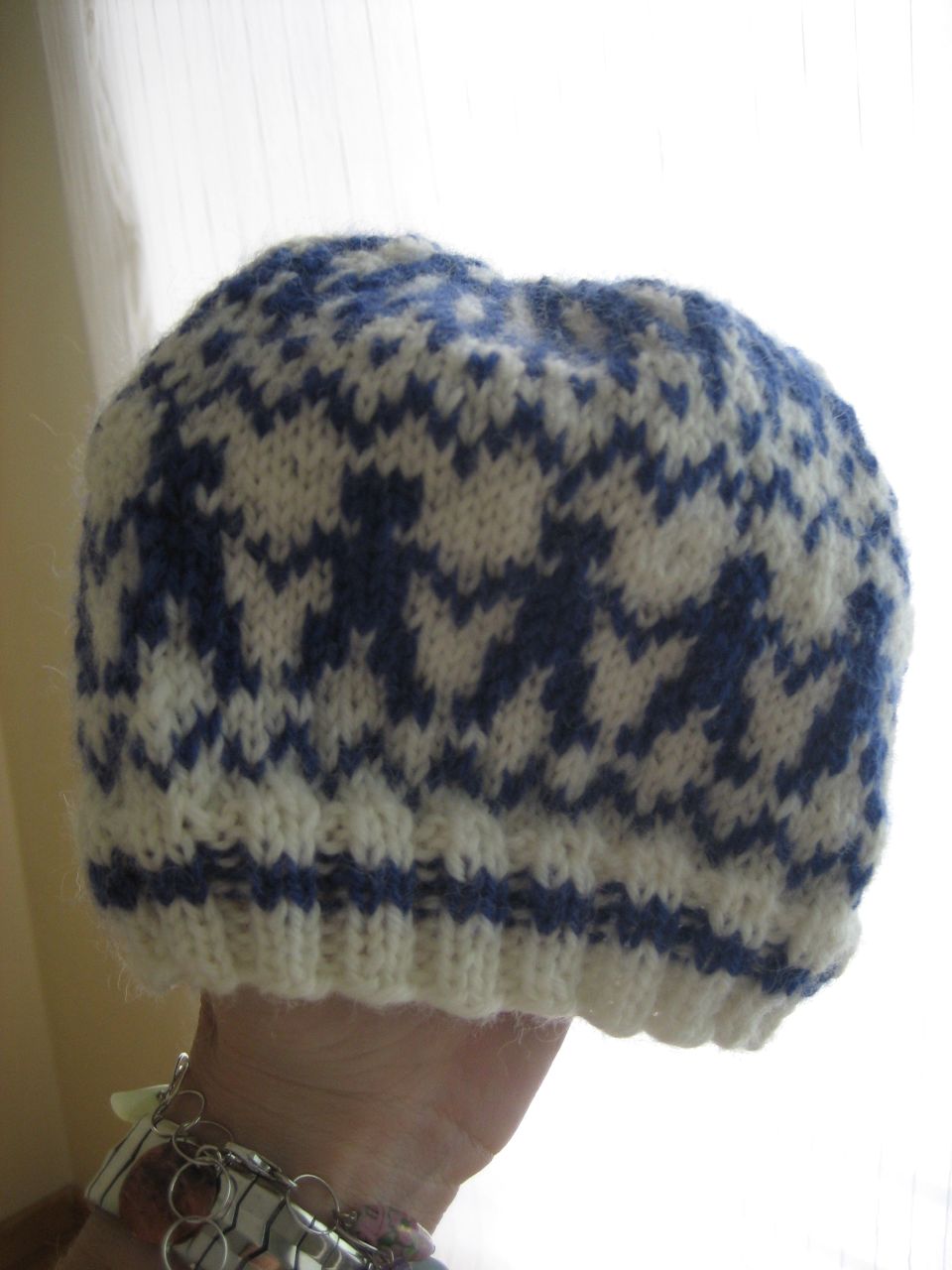 Jan's hat: my first color project