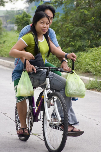 Marikina, Manila bike ride angkas  Buhay Pinoy Philippines Filipino Pilipino  people pictures photos life Philippinen  菲律宾  菲律賓  필리핀(공화국)  street road  