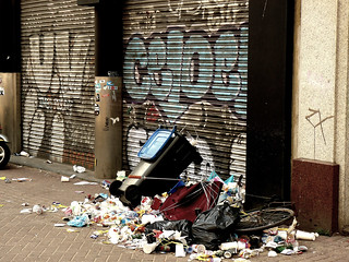 Garbage Strike In Amsterdam - Ghetto Style
