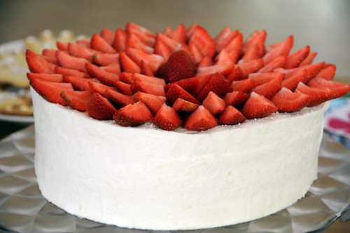 strawberry-lemonmousse-cake-1