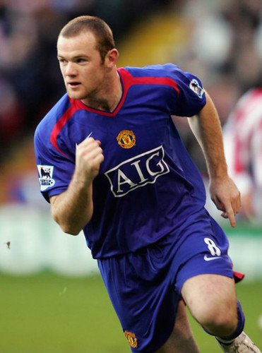 Wayne Rooney action