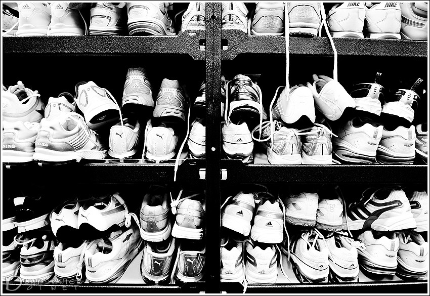 Sneakers B&W.