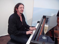 Jay Rayner tinkling the ivories