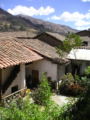Hostal las Begonias Pomabamba